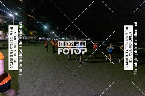 Buy your photos of the eventNight Run Balnerio on Fotop