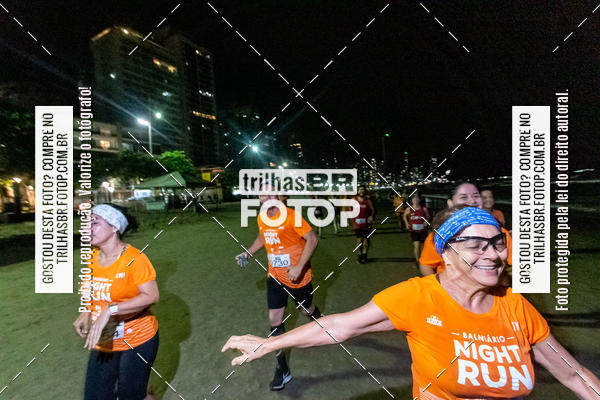 Buy your photos of the eventNight Run Balnerio on Fotop