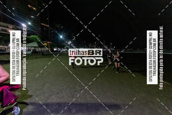 Buy your photos of the eventNight Run Balnerio on Fotop