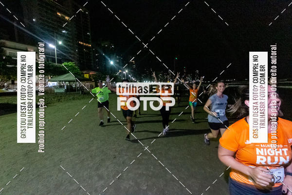 Buy your photos of the eventNight Run Balnerio on Fotop