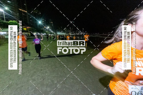 Buy your photos of the eventNight Run Balnerio on Fotop