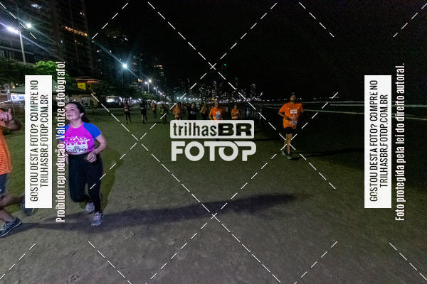 Buy your photos of the eventNight Run Balnerio on Fotop