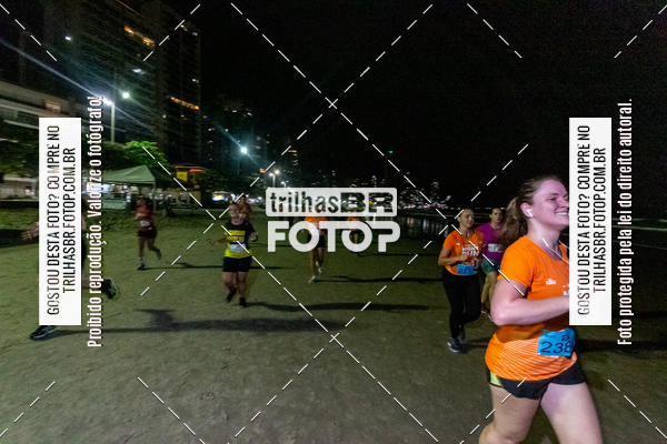 Buy your photos of the eventNight Run Balnerio on Fotop