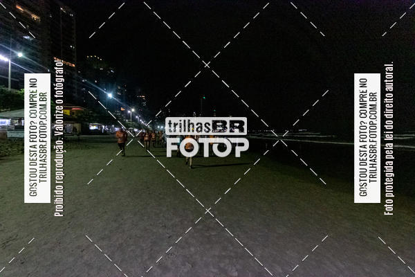Buy your photos of the eventNight Run Balnerio on Fotop