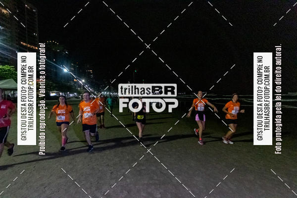 Buy your photos of the eventNight Run Balnerio on Fotop