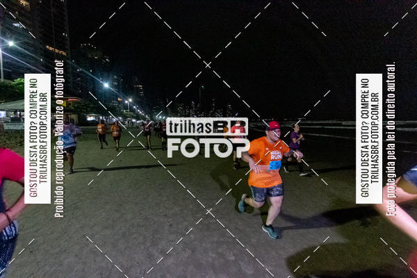 Buy your photos of the eventNight Run Balnerio on Fotop
