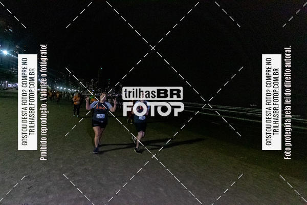 Buy your photos of the eventNight Run Balnerio on Fotop