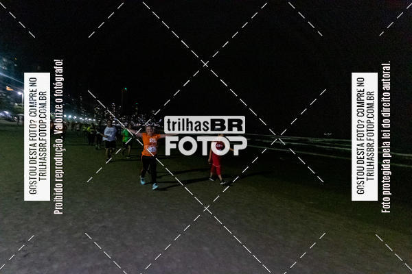 Buy your photos of the eventNight Run Balnerio on Fotop