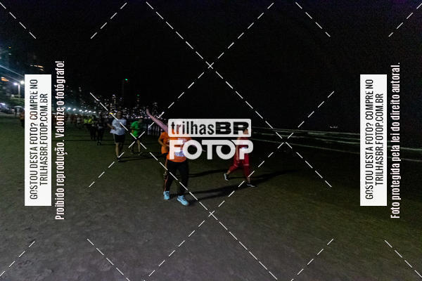 Buy your photos of the eventNight Run Balnerio on Fotop