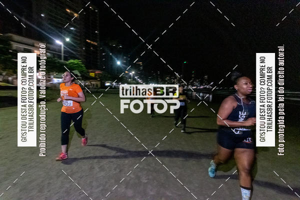 Buy your photos of the eventNight Run Balnerio on Fotop