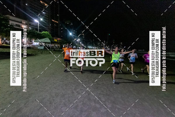 Buy your photos of the eventNight Run Balnerio on Fotop