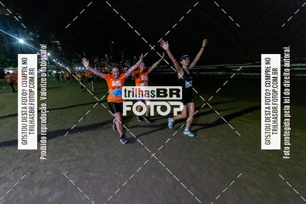 Buy your photos of the eventNight Run Balnerio on Fotop