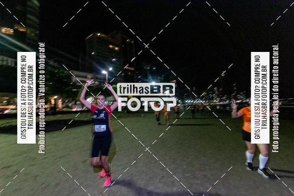 Buy your photos of the eventNight Run Balnerio on Fotop