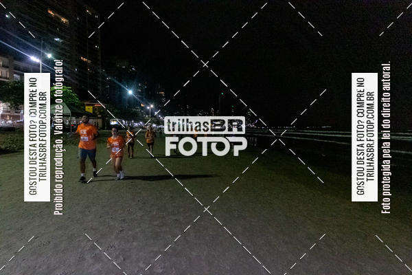 Buy your photos of the eventNight Run Balnerio on Fotop