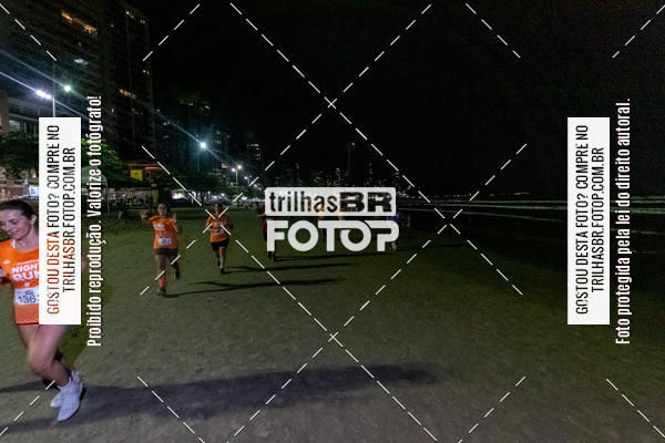 Buy your photos of the eventNight Run Balnerio on Fotop