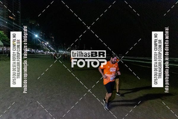 Buy your photos of the eventNight Run Balnerio on Fotop