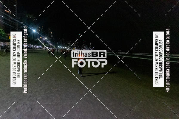 Buy your photos of the eventNight Run Balnerio on Fotop