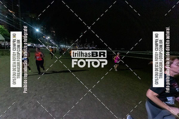 Buy your photos of the eventNight Run Balnerio on Fotop