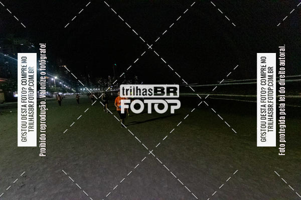 Buy your photos of the eventNight Run Balnerio on Fotop