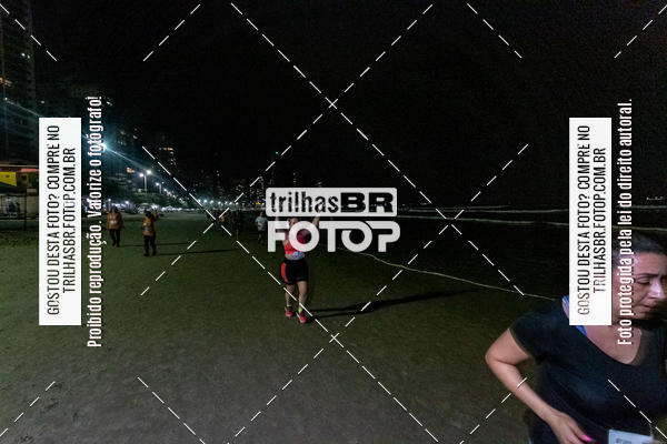 Buy your photos of the eventNight Run Balnerio on Fotop