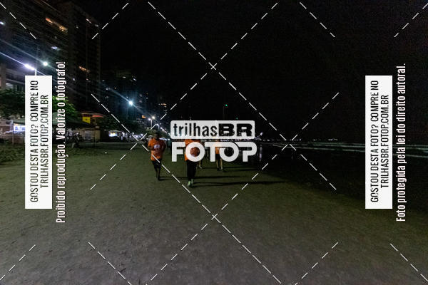 Buy your photos of the eventNight Run Balnerio on Fotop