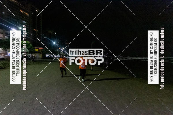 Buy your photos of the eventNight Run Balnerio on Fotop