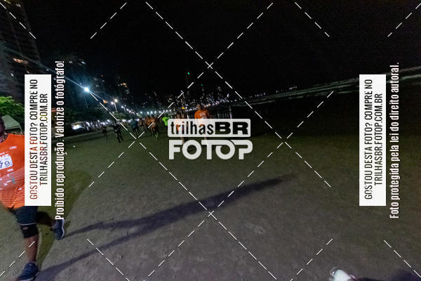 Buy your photos of the eventNight Run Balnerio on Fotop