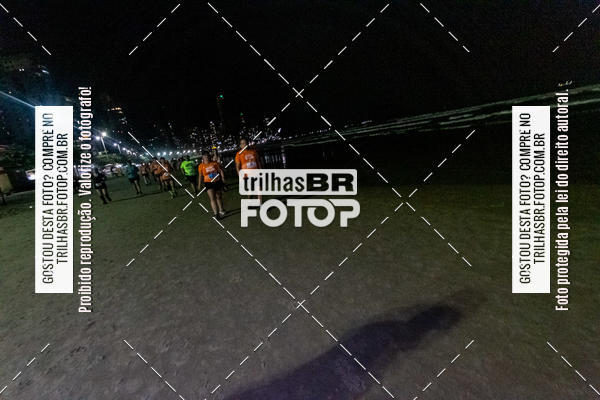 Buy your photos of the eventNight Run Balnerio on Fotop
