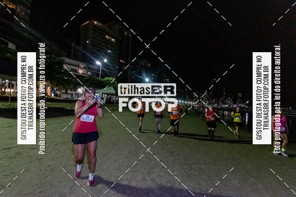 Buy your photos of the eventNight Run Balnerio on Fotop