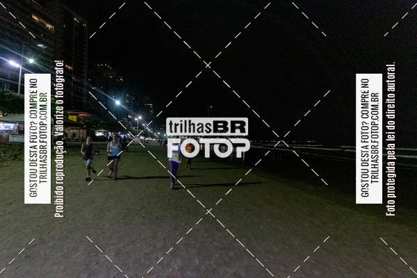 Buy your photos of the eventNight Run Balnerio on Fotop