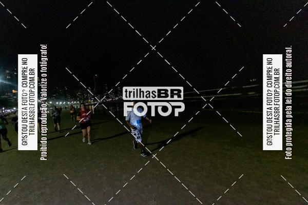 Buy your photos of the eventNight Run Balnerio on Fotop