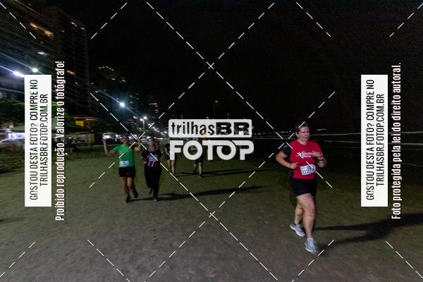Buy your photos of the eventNight Run Balnerio on Fotop