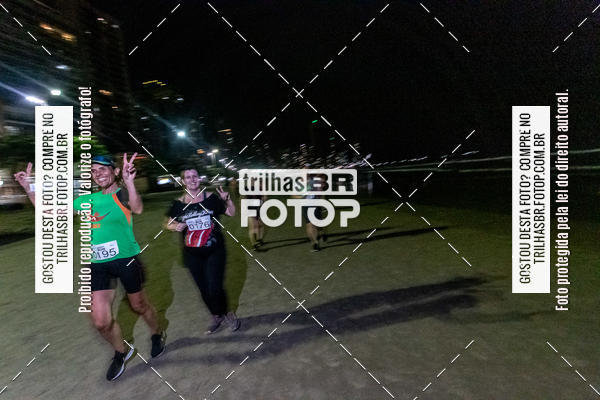 Buy your photos of the eventNight Run Balnerio on Fotop