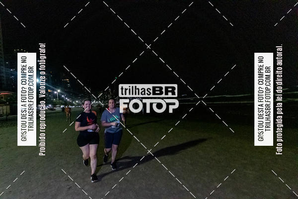 Buy your photos of the eventNight Run Balnerio on Fotop