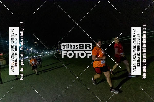 Buy your photos of the eventNight Run Balnerio on Fotop