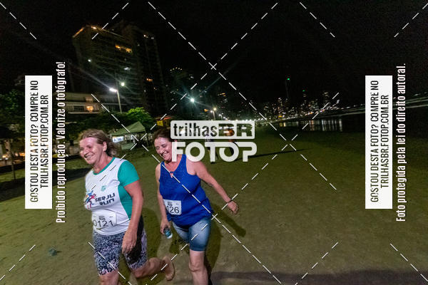 Buy your photos of the eventNight Run Balnerio on Fotop