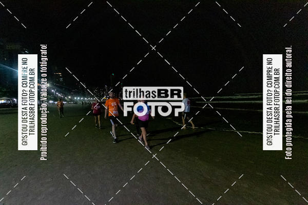 Buy your photos of the eventNight Run Balnerio on Fotop
