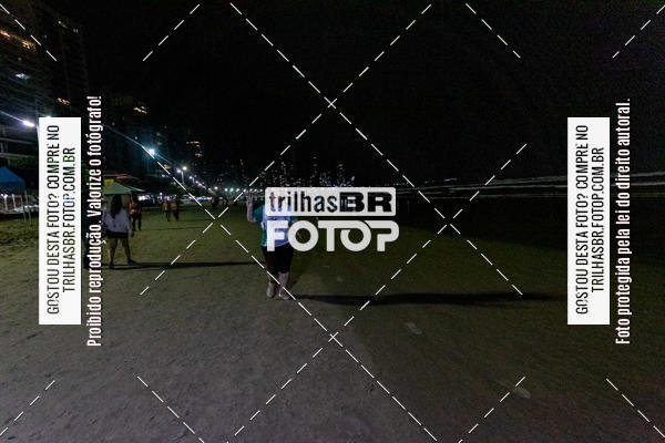 Buy your photos of the eventNight Run Balnerio on Fotop