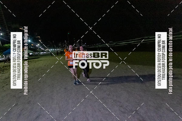 Buy your photos of the eventNight Run Balnerio on Fotop