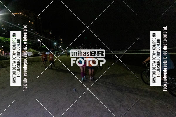 Buy your photos of the eventNight Run Balnerio on Fotop