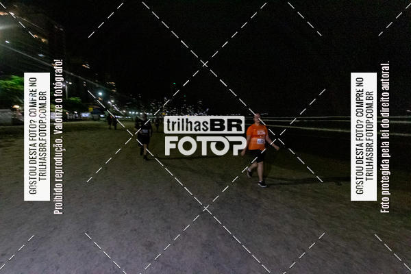 Buy your photos of the eventNight Run Balnerio on Fotop