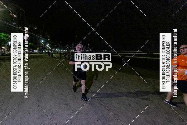 Buy your photos of the eventNight Run Balnerio on Fotop