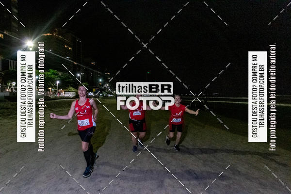 Buy your photos of the eventNight Run Balnerio on Fotop