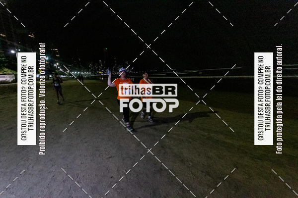 Buy your photos of the eventNight Run Balnerio on Fotop