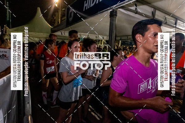 Buy your photos of the eventNight Run Balnerio on Fotop