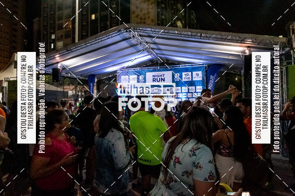 Buy your photos of the eventNight Run Balnerio on Fotop