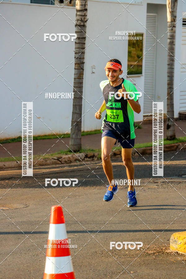 Buy your photos of the eventCORRIDA UNIMED ALTA MOGIANA 2019 on Fotop