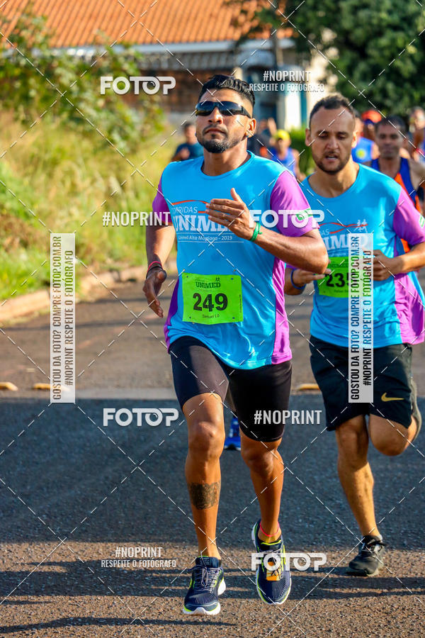 Buy your photos of the eventCORRIDA UNIMED ALTA MOGIANA 2019 on Fotop