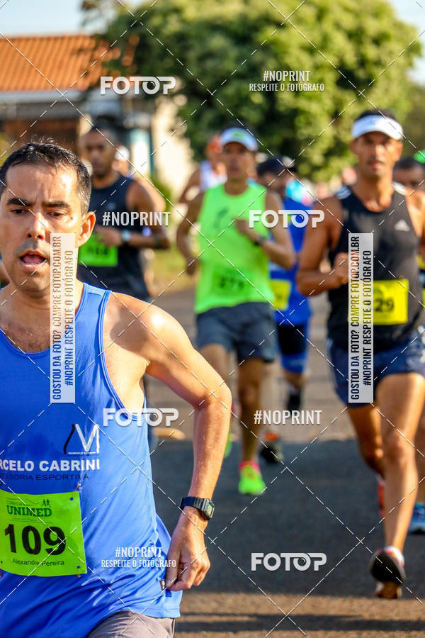 Buy your photos of the eventCORRIDA UNIMED ALTA MOGIANA 2019 on Fotop