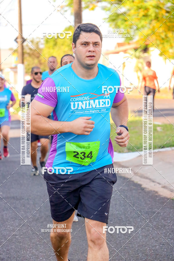 Achetez vos photos de l'vnementCORRIDA UNIMED ALTA MOGIANA 2019 sur Fotop